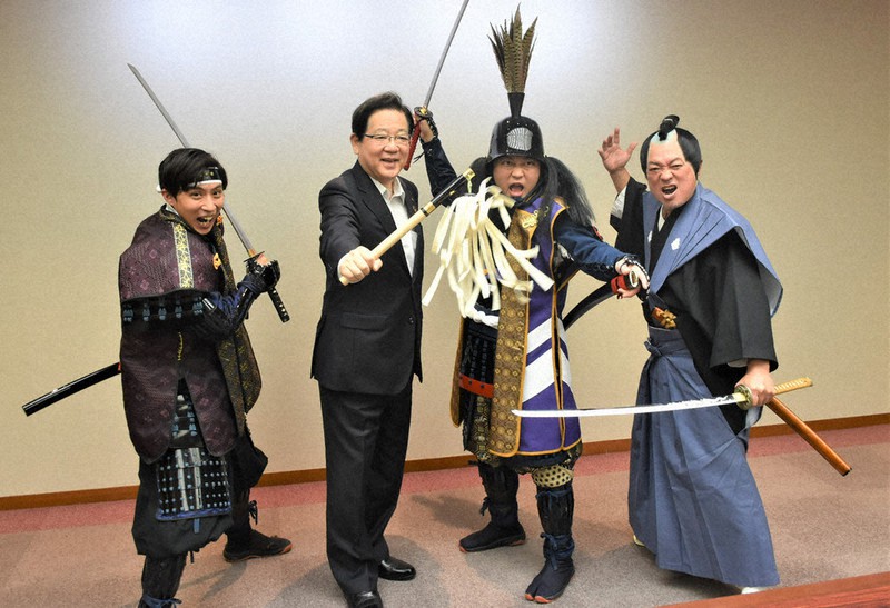 15 16日 小倉城まつり 十七人の侍 武将隊 デビューへ 福岡 毎日新聞