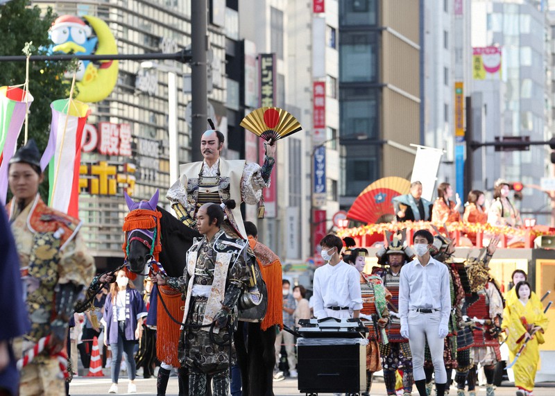 名古屋まつり 郷土英傑行列 3年ぶりの開催 [写真特集1/6] | 毎日新聞