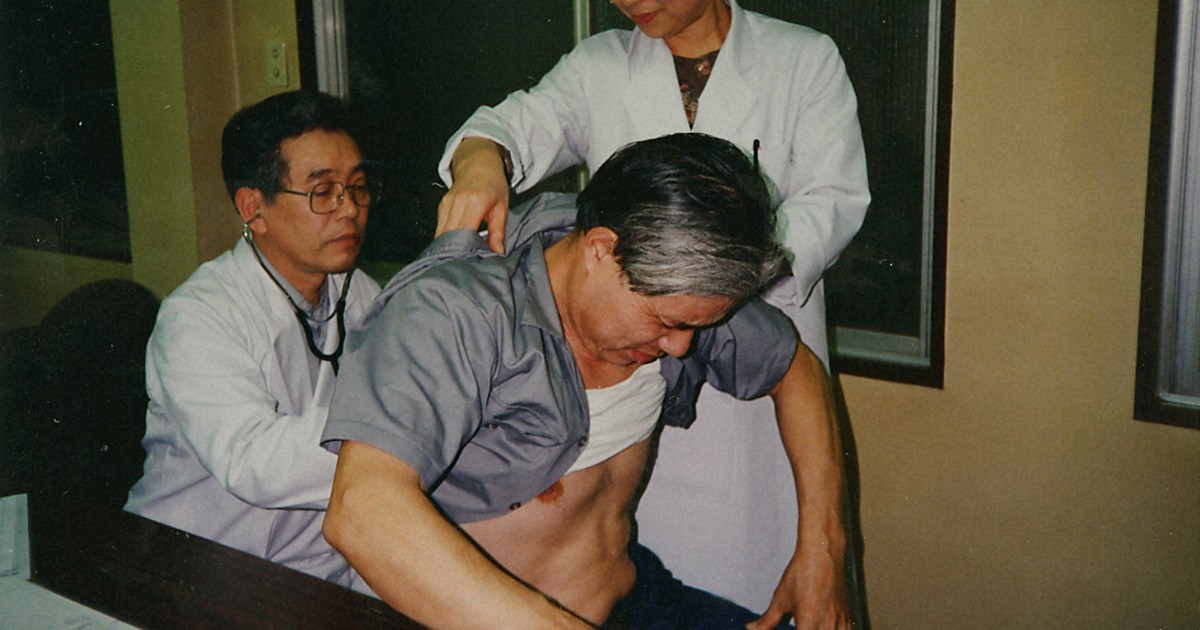 赤ひげみたい」出稼ぎ者に慕われた医師90歳で逝く | 経済