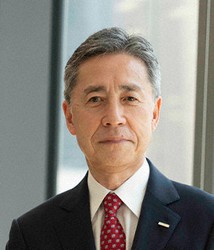 ADKホールディングス前社長の植野伸一容疑者=同社ホームページから