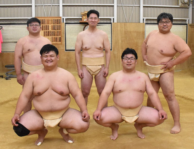 全国選抜大学 実業団相撲和歌山大会 3年ぶりのぶつかり合い 23日 和歌山 団体と人熱戦 和歌山 毎日新聞