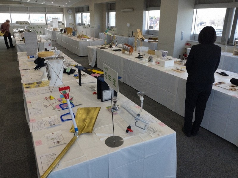 県青少年創意くふう展 県知事賞に工藤さん 横浜、あすまで 129点