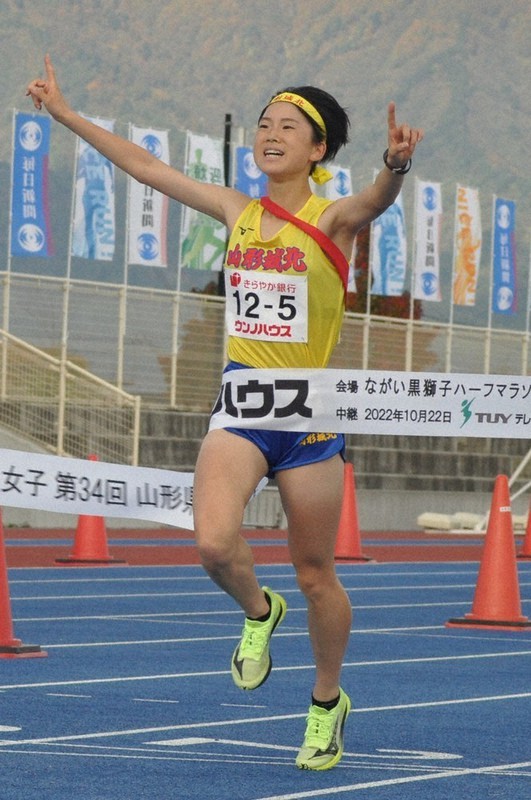 全国高校駅伝：県予選 男子・東海大山形、女子・山形城北V ／山形 毎日新聞