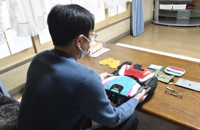 6 months after Hokkaido tour boat sinking, man still hopes wife, son