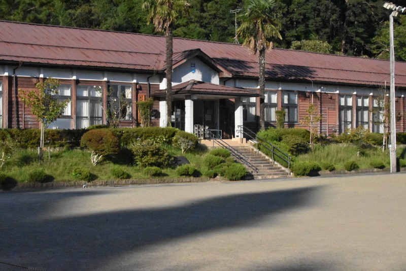 富谷中学校西成田教室は、明治時代に建てられた木造校舎を活用している=宮城県富谷市で2022年9月30日午後3時40分、遠藤大志撮影