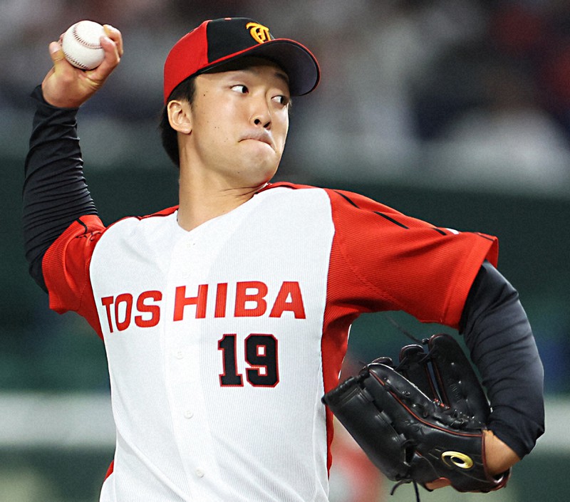ヤクルトから1位指名を受けた東芝・吉村貢司郎投手=東京ドームで2022年7月22日、中川祐一撮影