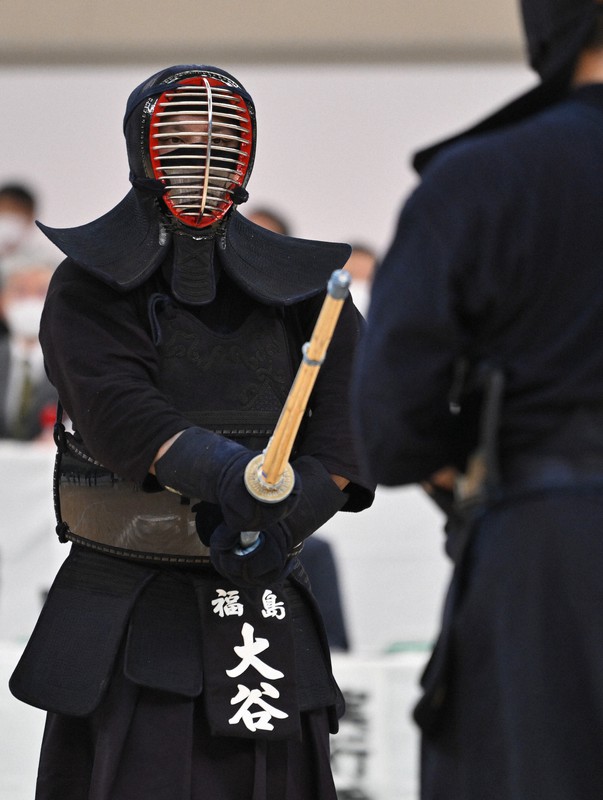 全日本剣道選手権で、4回戦に臨む大谷昇平=日本武道館で2022年11月3日、手塚耕一郎撮影
