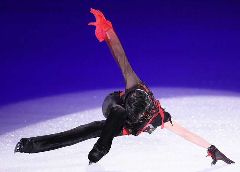幸せなふたりに贈る結婚祝い 羽生結弦さん「プロローグ」[写真特集9/39] | 毎日新聞 スポーツ選手