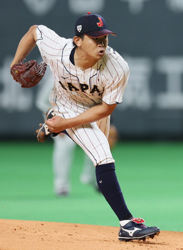 【日本-オーストラリア】力投する日本の先発・今永昇太=札幌ドームで2022年11月9日、貝塚太一撮影
