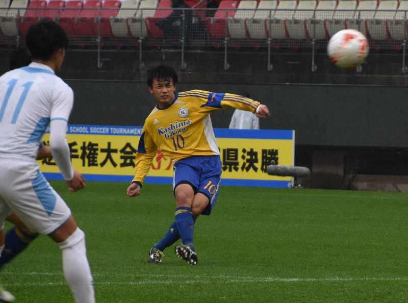 サッカー日本代表 】上田綺世選手 法政大学時代サイン入り