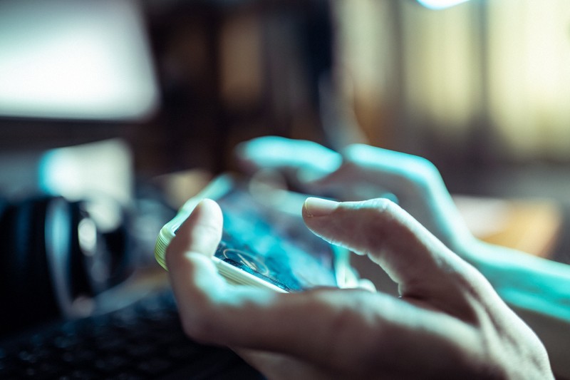インターネットに接続したオンラインゲームは複雑で面白くなっている(写真はイメージ)=ゲッティ