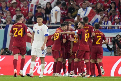 日本と同組のスペインがコスタリカに7発大勝 サッカーW杯 | 毎日新聞