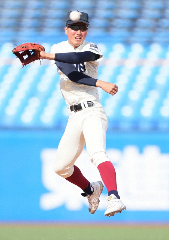 大阪桐蔭 甲子園】大阪桐蔭、逆転負けで3度目春夏連覇ならず 西谷監督「最後の