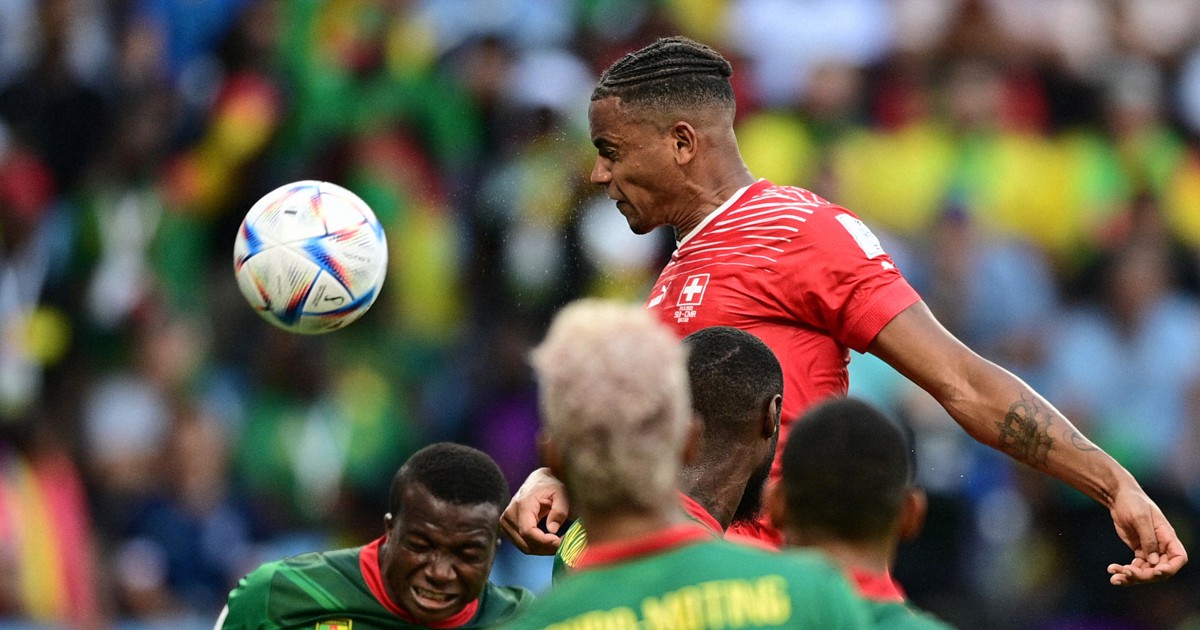 スイス カメルーンに競り勝つ サッカーw杯 写真特集1 8 毎日新聞 スイス カメルーンに競り勝つ サッカーw杯 写真特集1 8 毎日新聞