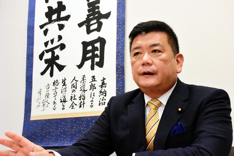 森山浩行氏＝須藤孝撮影