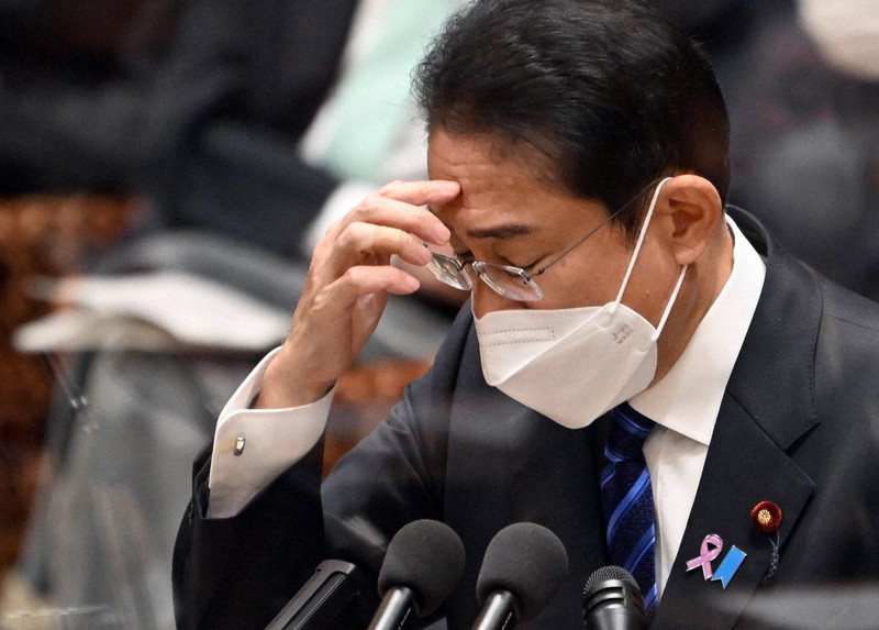 衆院予算委員会で自民党の若宮健嗣氏の質問に答える岸田文雄首相=国会内で2022年11月25日午前9時39分、竹内幹撮影