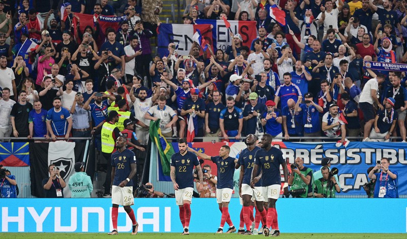 NIKE サッカーフランス代表 エムバペ 10 番 2022 カタールW杯 NIKE フランス代表 2022 ユニフォーム ホーム 半袖 レプリカ #10