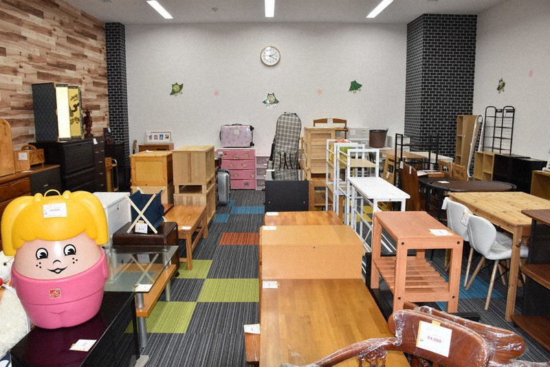 松戸・粗大ごみリユース「工房」 障害者の手で家具再生 「お買い得価格