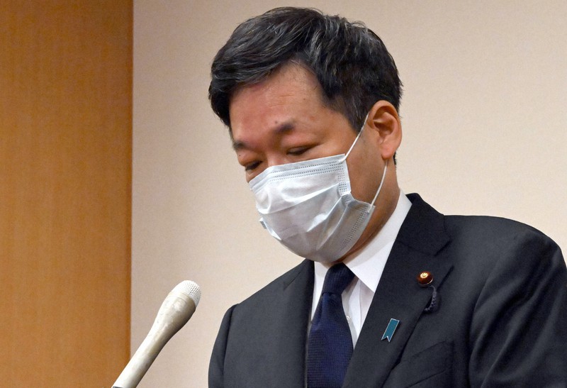 取材に応じる自民党の薗浦健太郎氏=衆院第1議員会館で2022年11月30日午後0時29分、竹内幹撮影