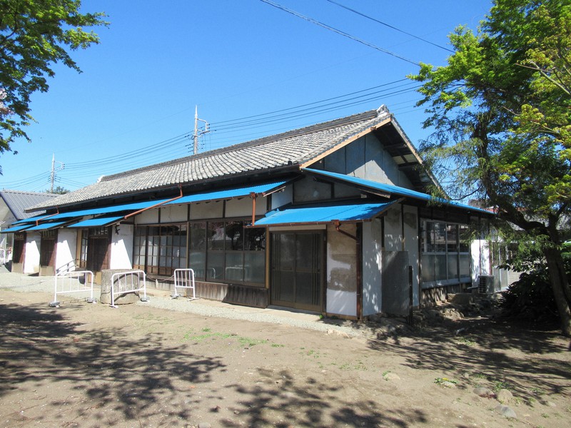 富岡製糸場内の木造の宿舎の一つ=群馬県富岡市提供