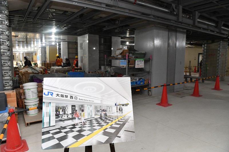 JR大阪駅西口ができる工事現場=大阪市北区で2022年12月1日午後2時16分、望月亮一撮影