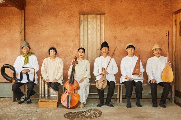 特集ワイド：中世の古楽器使い40年「ロバの音楽座」 忘れた響き