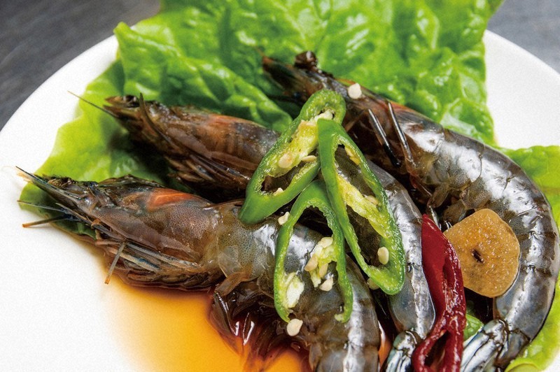 食探訪 韓国総菜店 まるまる カンジャンセウ カンジャンケジャン 漬け汁の配合こだわり 奈良 毎日新聞