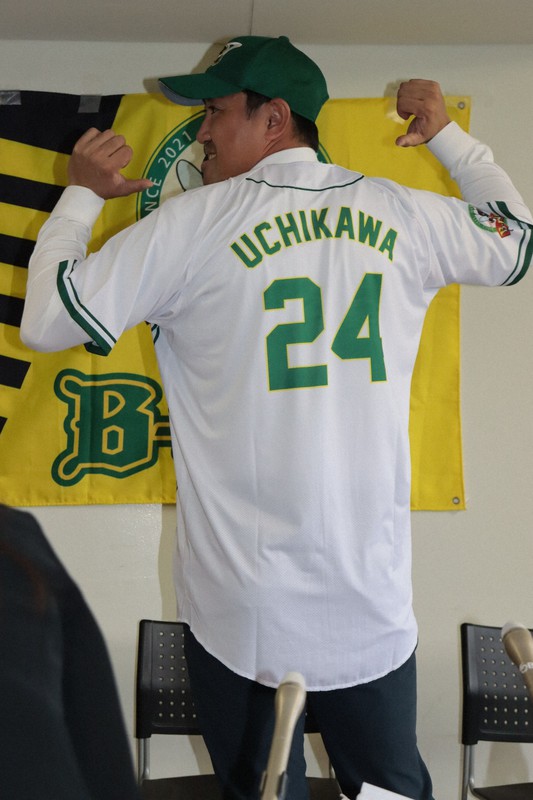 元ヤクルト・内川聖一さん、独立リーグ大分に「地元でプレーしたい