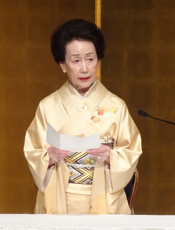 常陸宮妃華子さまが新型コロナに感染 27日朝には37度台に下がる
