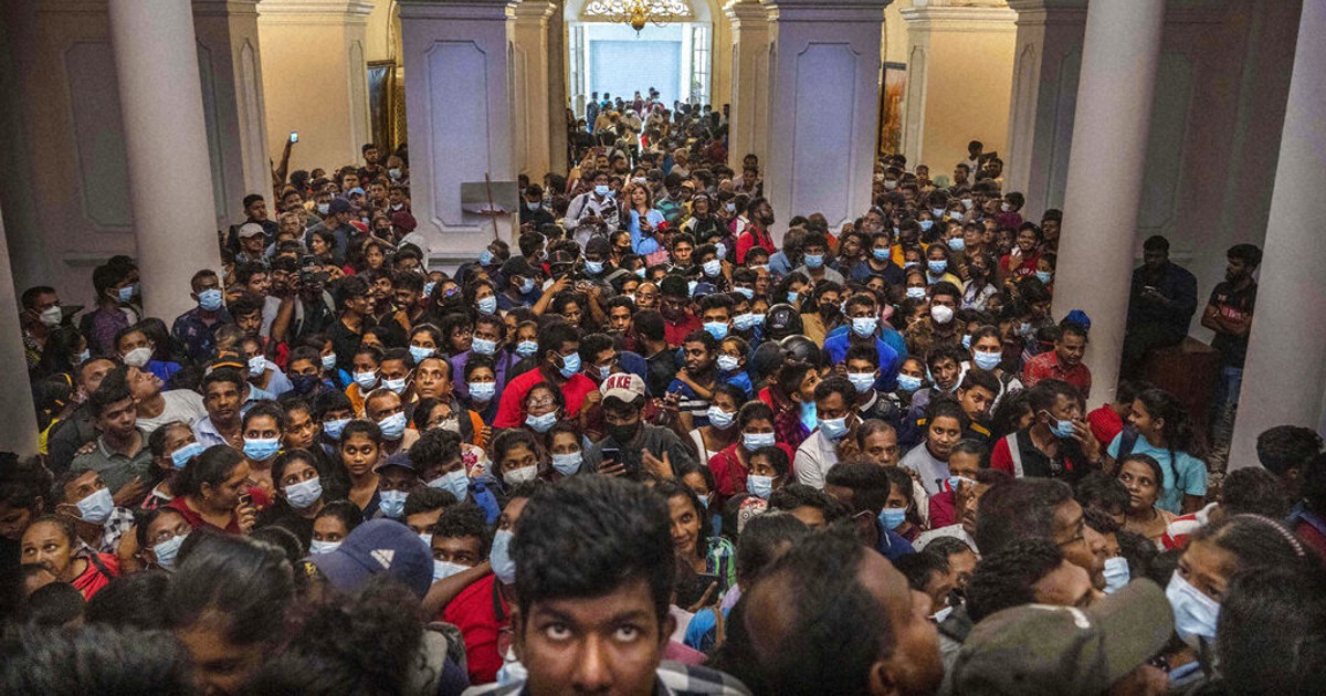 Relaxed COVID rules, deadly crowd crushes mark year in Asia The Mainichi