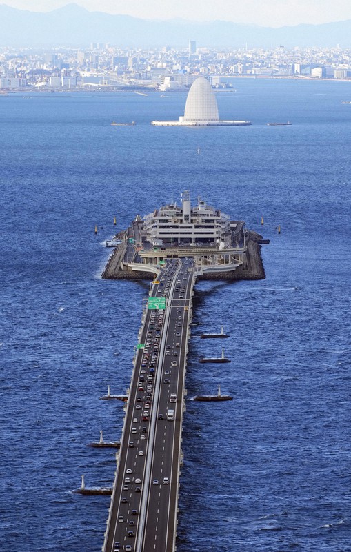 アクアライン開業25年 交通量5倍も…無料化への道は「視界不良