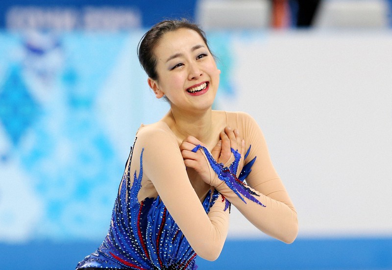 ビヨーン」と笑顔で乗り越える 浅田真央さんが語る2023年 | 毎日新聞
