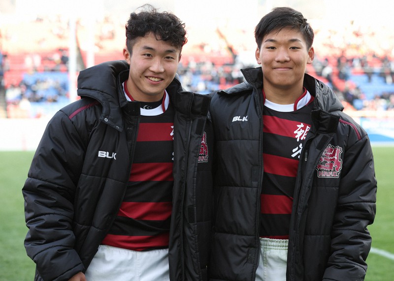 報徳学園の司令塔とエースは東京育ち 恩人は「ママ」 高校ラグビー