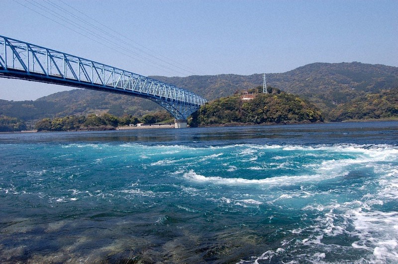 ゆったり九州山口：名橋自慢 黒之瀬戸大橋（鹿児島県阿久根市、長島町