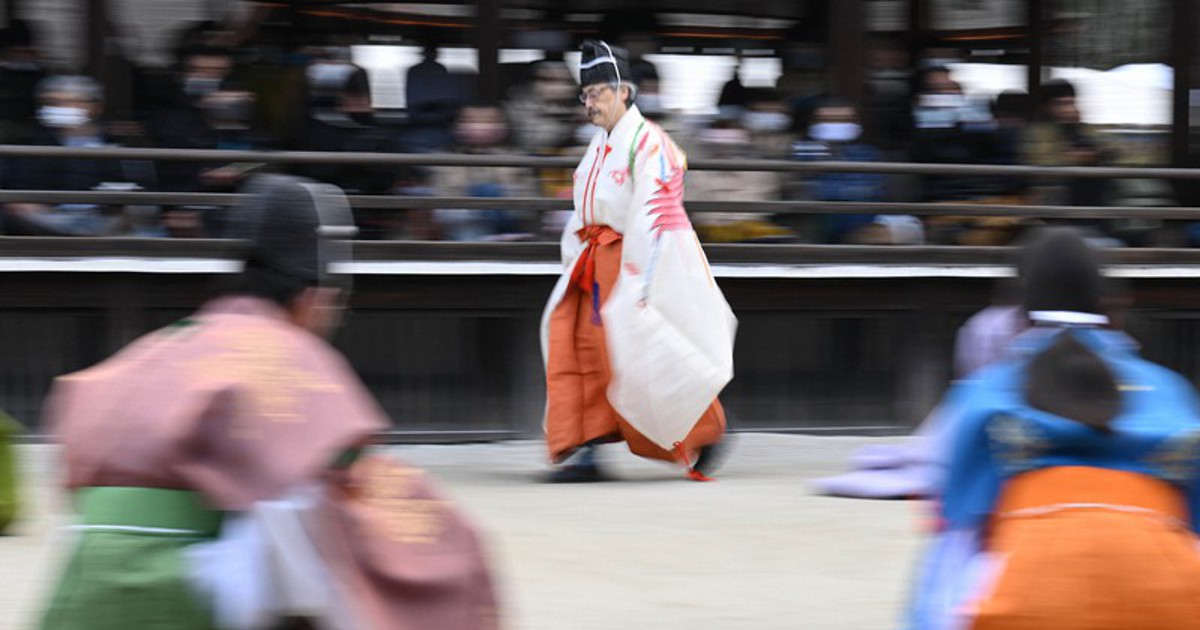 In Photos: Year's 1st 'kemari' ancient Japanese football game staged at ...