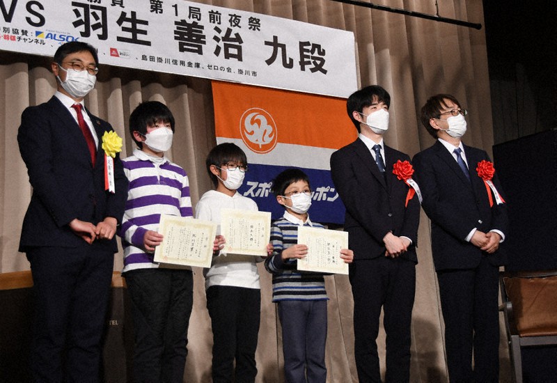 将棋のまち・掛川城対決：第72期王将戦 きょう開幕 藤井王将「読み