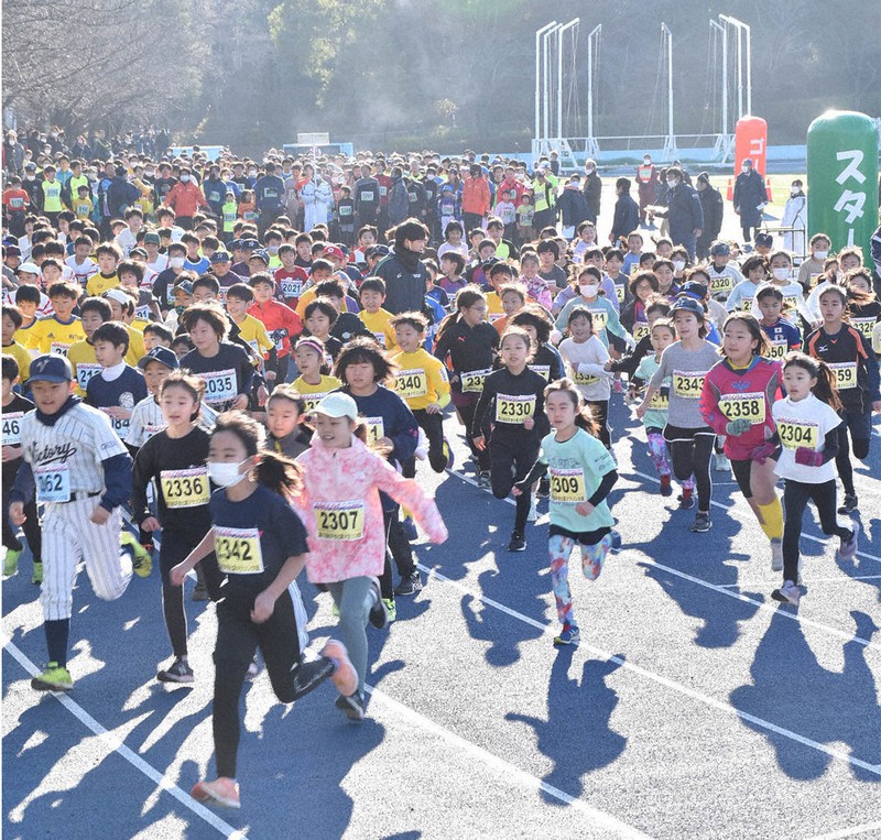 4年ぶり 3000人健脚競う 松戸で七草マラソン 千葉 毎日新聞