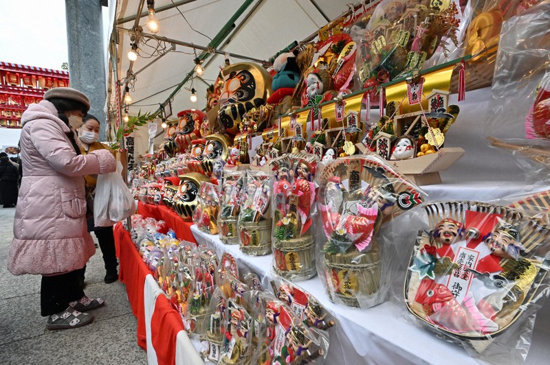 商売繁盛 博多・十日恵比寿神社「正月大祭」で3年ぶりに芸妓が練り歩く