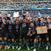 2023年 高校サッカー選手権優勝 岡山学芸館ユニフォーム 岡山学芸館が東山を破り、初優勝！全国高校サッカー選手権2022/2023