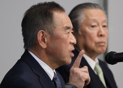 記者会見で2ナノ品の量産を目指すことを表明するラピダスの小池淳義社長＝東京都港区で2022年11月11日、小出洋平撮影
