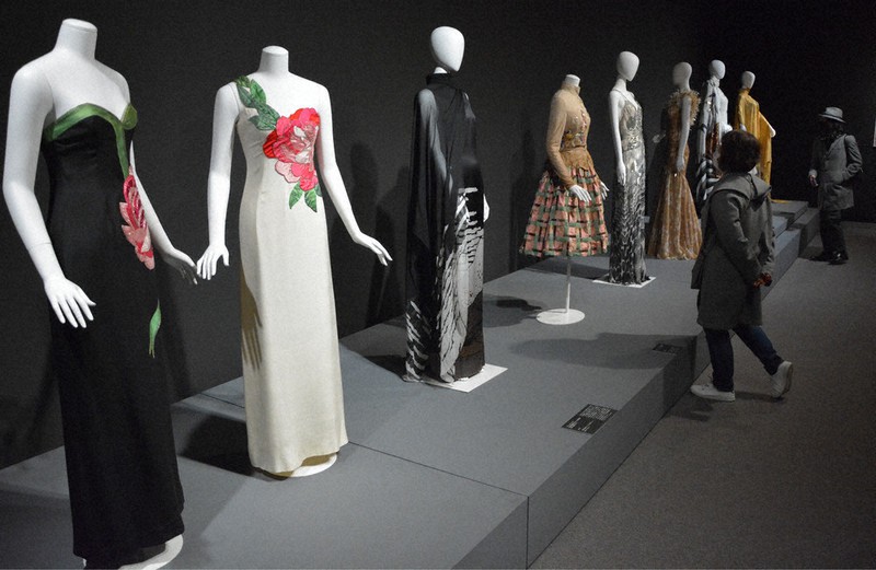 ファッションデザイナー・森英恵さん 70年の全容ここに 島根県立石見