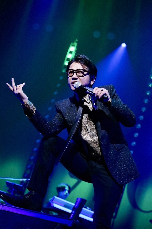 藤井フミヤさん ヒットソングは「タイムマシン」 デビュー40周年、藤井フミヤさん