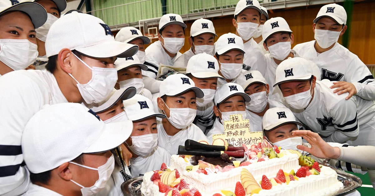 名将が植え付けた執念 彦根総合、創部15年目で夢つかむ センバツ