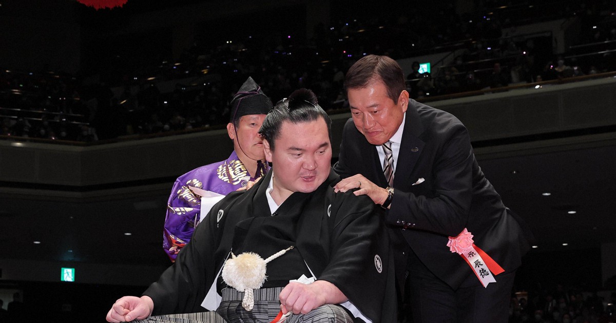 元横綱・白鵬が断髪式 「再び土俵に帰ってくる」 歴代最多45回優勝