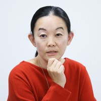 発言する治部れんげ委員＝東京都千代田区で2022年11月4日、小出洋平撮影