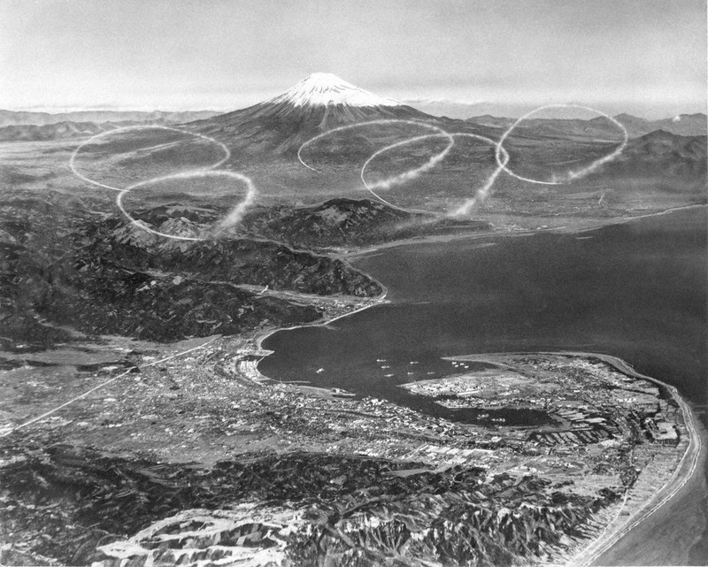 蔵出しPhotoアーカイブ：あの日の紙面 富士山 誇りの頂 1962 大正