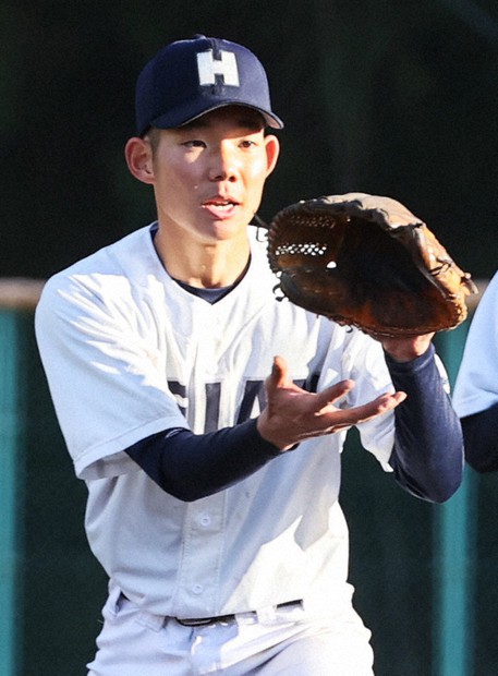 心一つに：龍谷大平安・選手紹介 第1部／4 驚異の打率6割超 山口