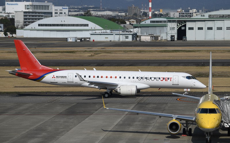 スペースジェットの試験機＝名古屋空港で2020年3月18日、兵藤公治撮影