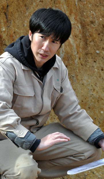 村瀬 ひと：村瀬陸さん＝盾形銅鏡と東アジア最大の鉄剣の発掘を担当 | 毎日新聞