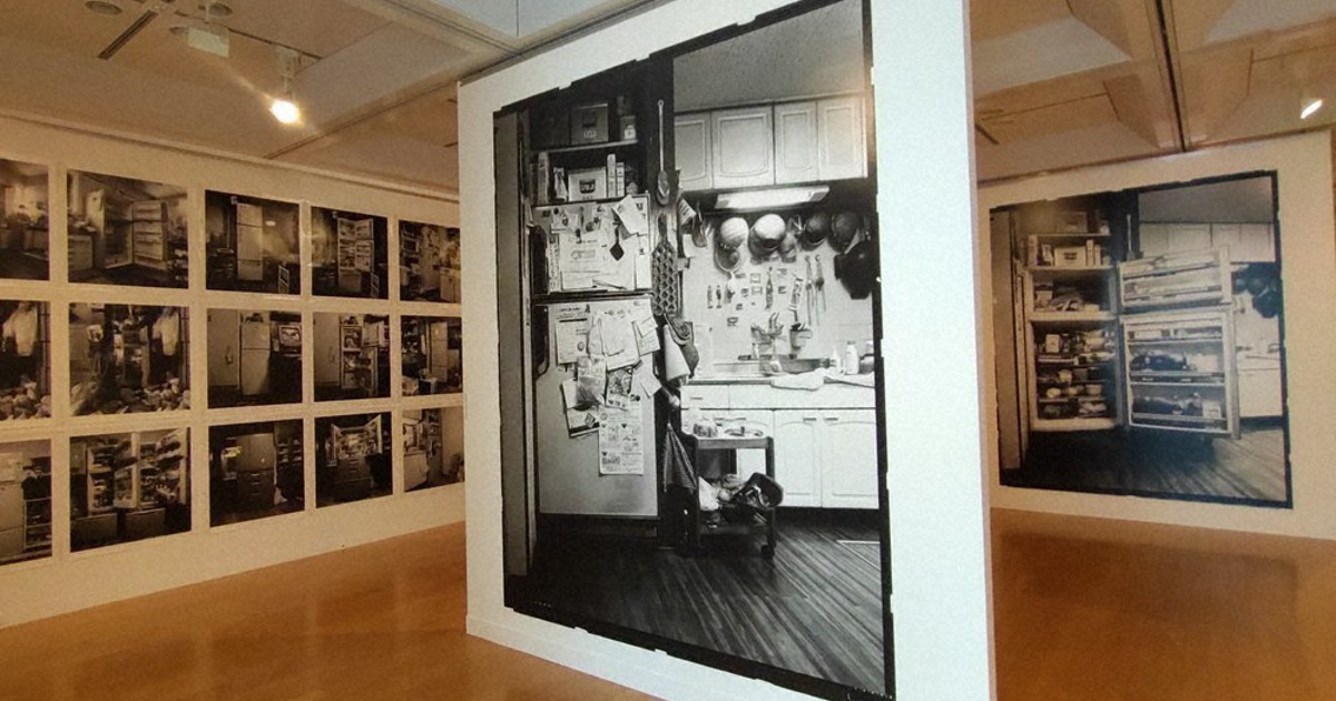 【ワケあり】潮田登久子 写真集「ビブリオテカ 本の景色」2017年 ウシマオダ 潮田登久子 写真集「ビブリオテカ - 本の景色」2017年 初版 ウシマオダ